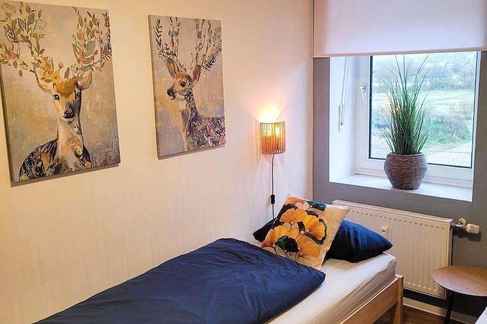Ganze Wohnung, Ferienwohnung Weidentriesch - Ferienwohnung in Ayl, Landkreis Trier-Saarburg