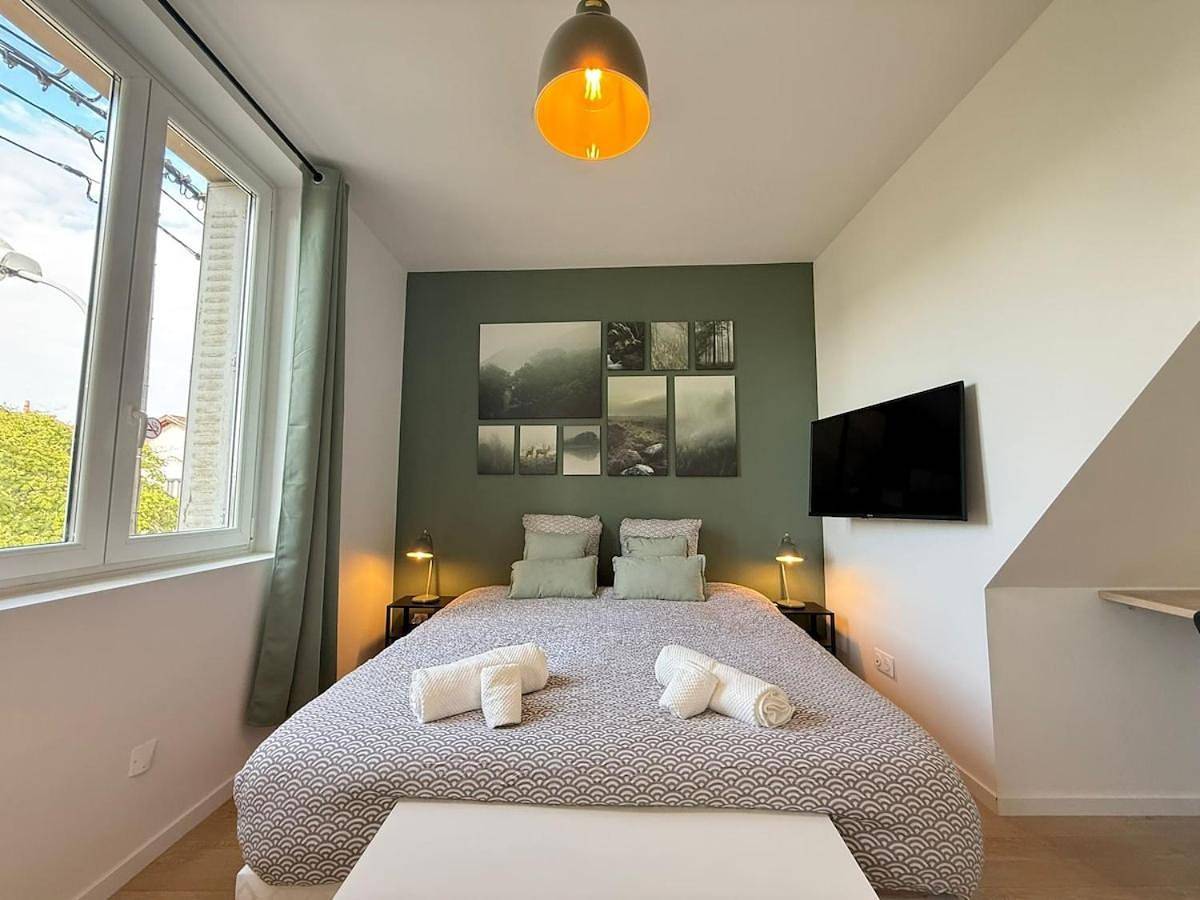 Appartement entier, Studio L'émeraude New Cozy - Gare Parilly in Vénissieux, Lyon et ses environs