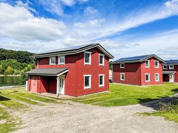 Ferienhaus für 6 Personen, mit Seeblick und Sauna sowie Pool und Terrasse, mit Haustier in Hechthausen