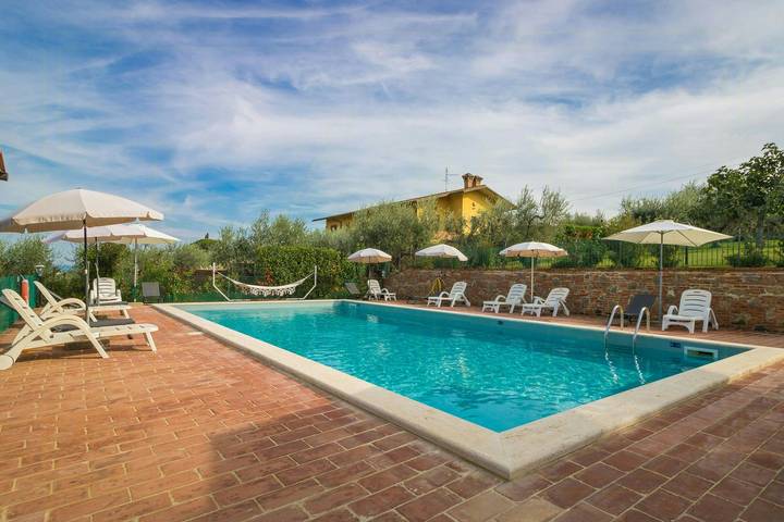 Apartamento de vacaciones para 6 personas, con jardín y terraza - 1