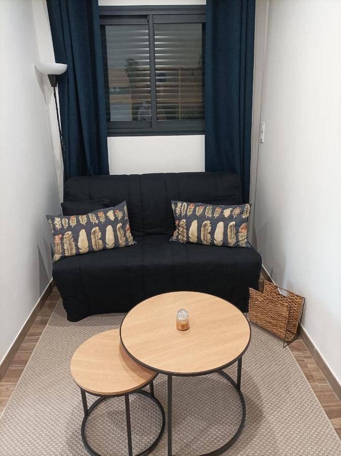 Gîte pour 2 personnes, avec terrasse et jardin à Villeneuve-lès-Béziers - 4