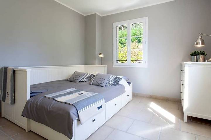 Villa Olea - Vier Schlafzimmer Villa, Schläft 8 in Pégomas, Mittelmeerküste (Frankreich)