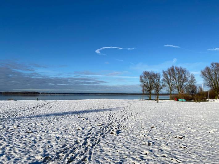 Chalet für 6 Personen, mit Garten und Balkon, kinderfreundlich in Mecklenburgische Seenplatte - 4