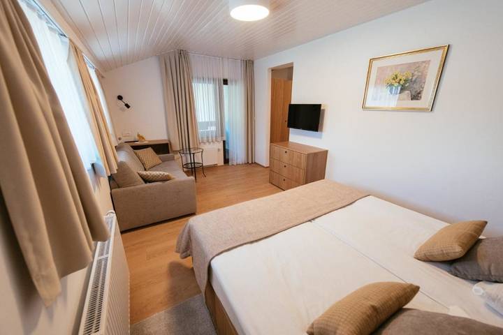 Chambre d’hôte pour 2 personnes, avec Balcon ainsi que Terrasse et Jardin à Kranjska Gora - 4