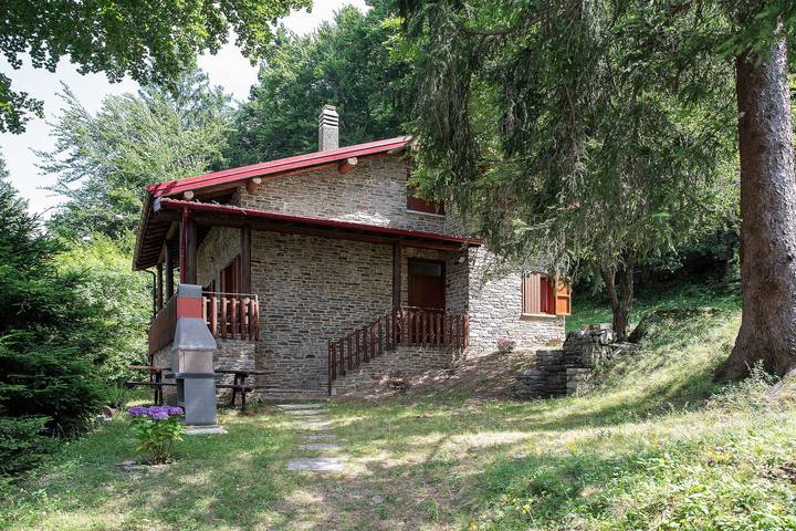 Baita per 8 persone, con Balcone e Vista lago in 