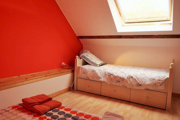 Entire apartment, Duplex apartment, large terrace, Parc Naturel des Vosges du Nord in Lambach, Sarreguemines