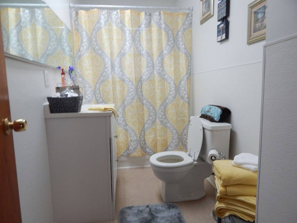 Onkel Ralphs Haus am wunderschönen Red Creek!
Großes Haus mit privatem Strand in Mississippi