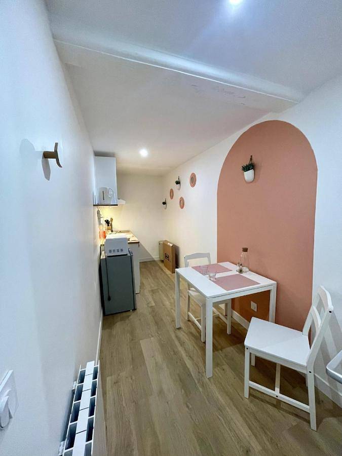 Gîte pour 2 personnes, avec terrasse, animaux acceptés dans Leyment - 2