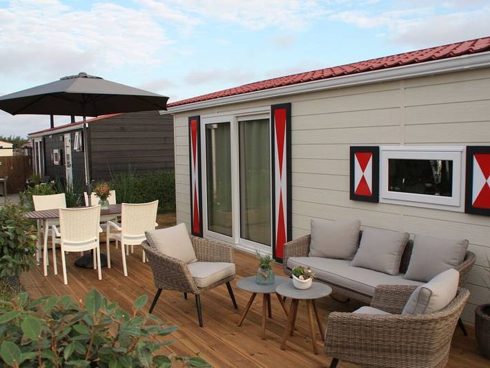 Ferienhaus für 4 Personen, mit Terrasse in Serooskerke