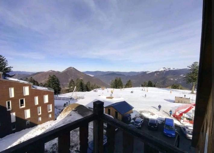 Gîte pour 4 personnes, avec balcon ainsi que piscine et jacuzzi dans Guzet-Neige - 4