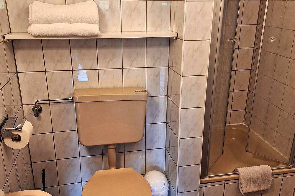 Ganze Wohnung, Christianshof - Ferienwohnung '3' mit Bergblick, Gemeinschaftsgarten und Wlan in Oppenau, Mittlerer Schwarzwald