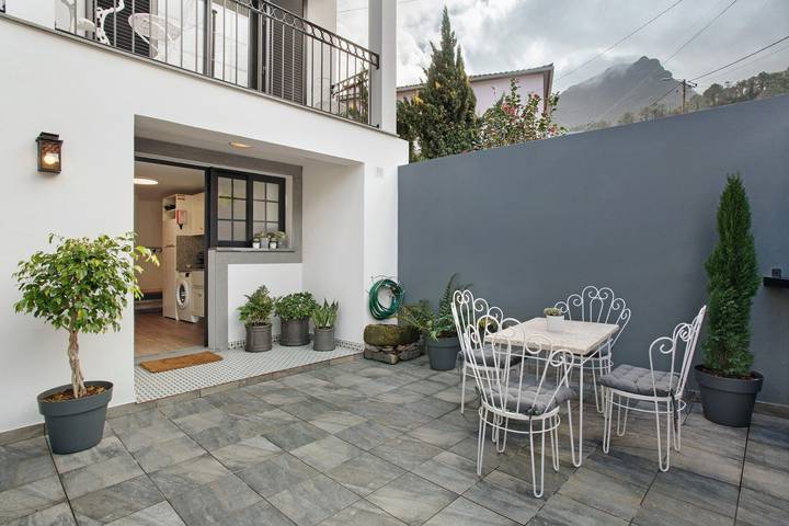 Holiday Home 'Francisco' with Mountain View, Balcony and Wi-Fi in Pináculo, São Vicente (Madeira)