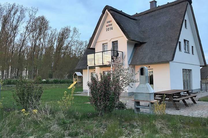 Bauernhof für 10 Personen, mit Garten und Balkon sowie Sauna, mit Haustier in Rerik