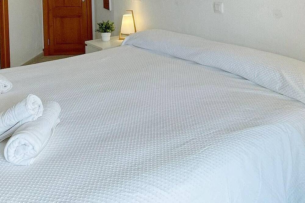 Villa Tradicional con Piscina Privada, Ac y Wifi in Cala en Porter, Municipio de Alaior