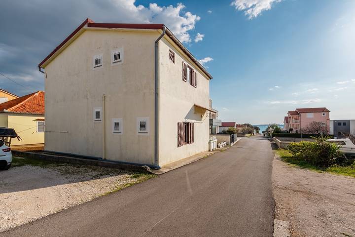 Ferienwohnung für 3 Personen, mit Balkon/Terrasse in Vrsi - 3