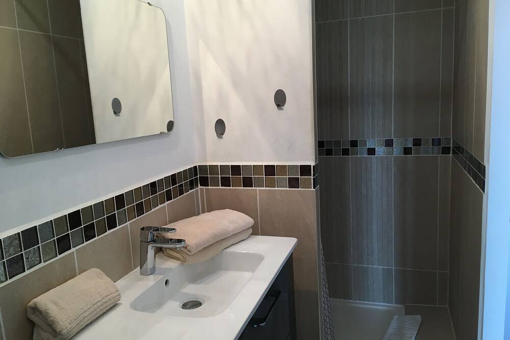 Entire apartment, Apartment-Duplex-Ensuite with Shower in Ambleteuse, Boulogne-sur-Mer region