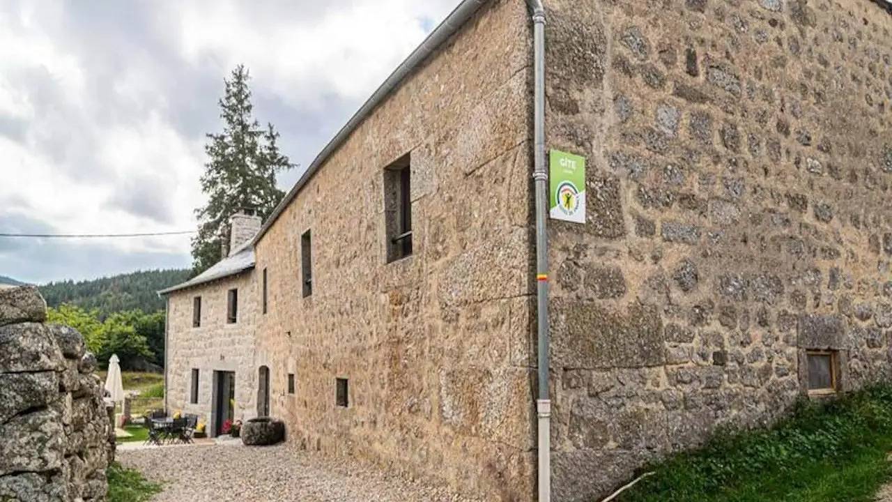 Ganze Ferienwohnung, Ferienwohnung für 6 Personen (120 m²) in Puech del Trap in Saint-Laurent-de-Muret, Mende und Umgebung