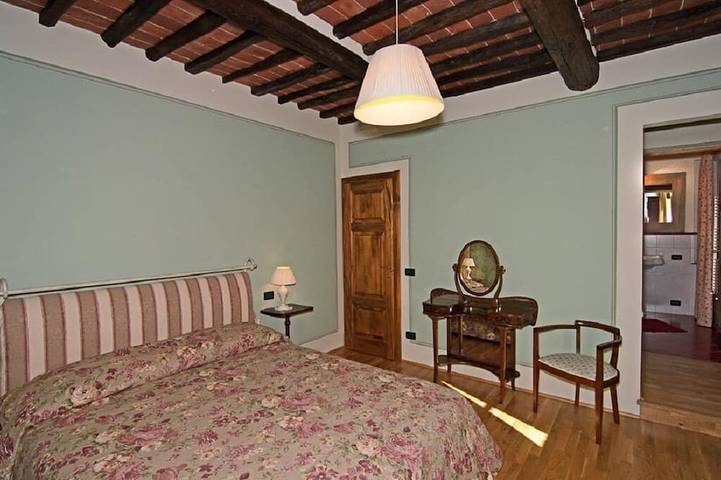 Location de vacances pour 7 personnes, avec piscine et jardin à Montecarlo (Toscane) - 3