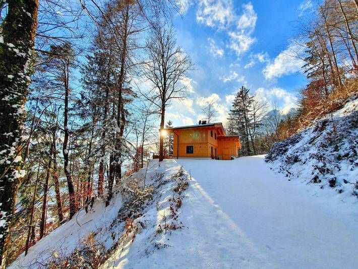 Ferienhaus für 4 Personen, mit Garten und Terrasse sowie Seeblick, kinderfreundlich in Tirol