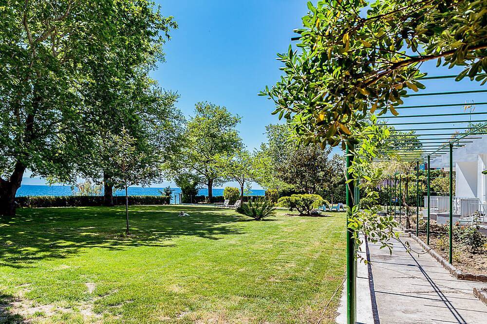 Ganze Wohnung, Ideal für Familien- und Gruppenreisen !!Martinica Seaside Resort! in Pilion