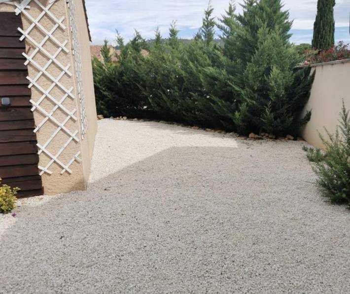 Gîte pour 2 personnes, avec jardin à Saint-Jean-de-Fos - 4