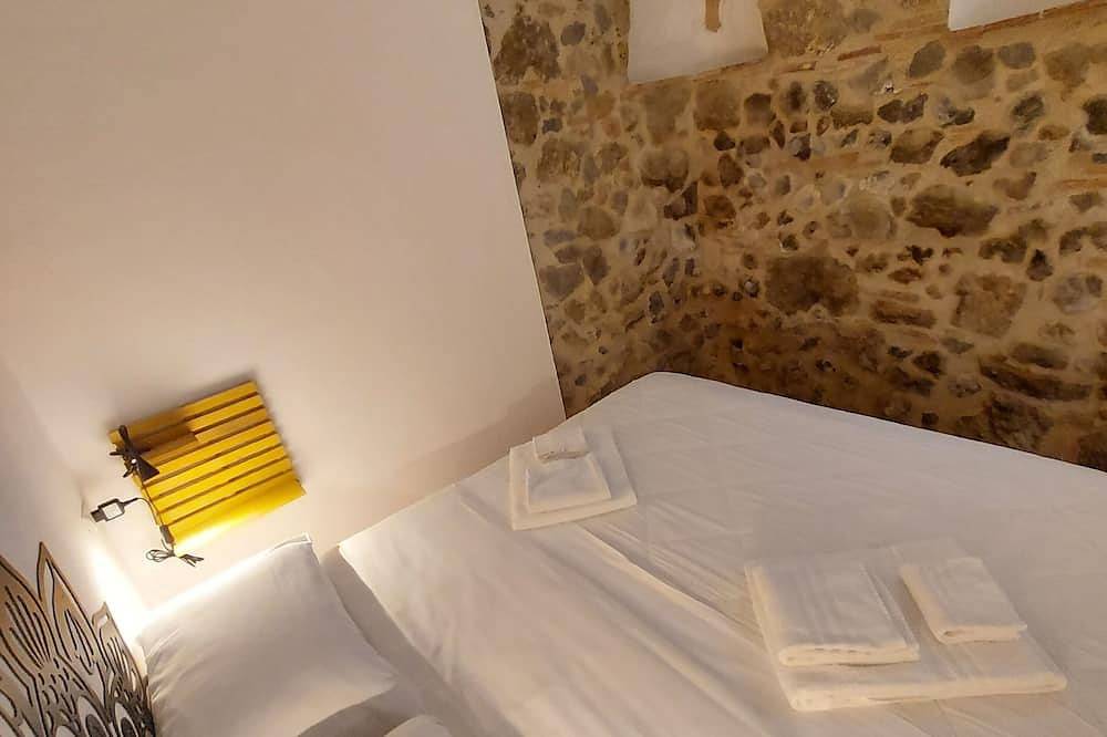 Entire apartment, Il Gelsomino - Borgo Lago - Bolsena Lake - Capodimonte in Capodimonte, Lake Bolsena