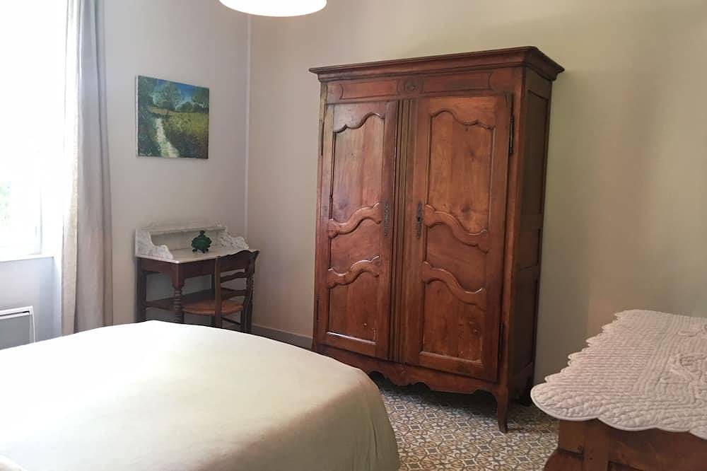Klimatisiertes Haus mit Garten und Pool, Zentrum von Uzès, 6 Personen in Uzès, Nimes und Umgebung