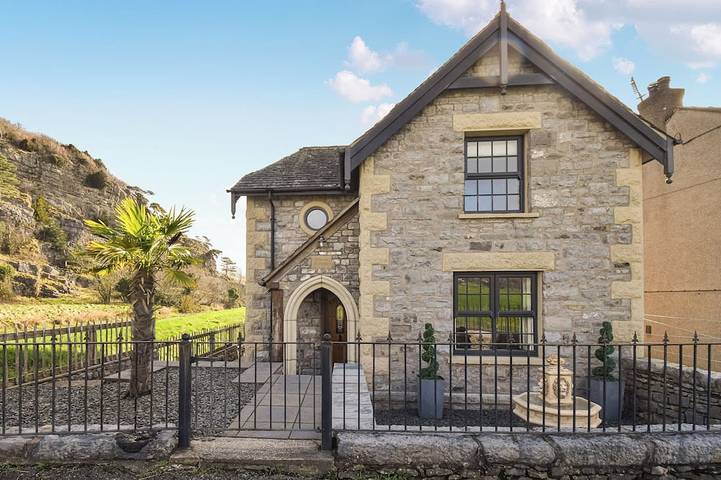 Log cabin for 5 people in Grange-over-Sands