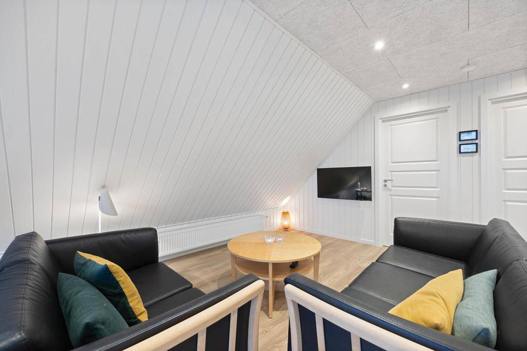 Komfortables Ferienhaus mit Badetonne & Sauna in Sønderstrand, Havneby