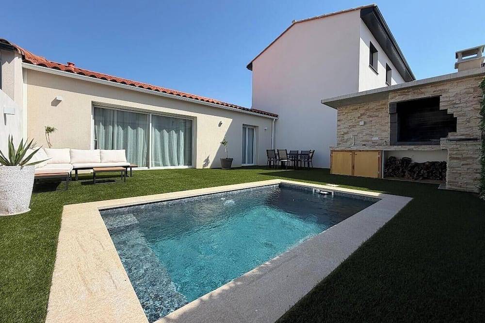 Villa with a pool, sleeps 6 to 7 people in Thuir, Mittelmeerküste (Frankreich)