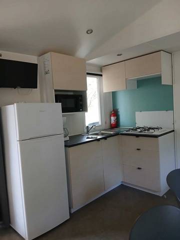 Camping voor 6 Personen in Fabrezan, Narbonne en omgeving, Afbeelding 3