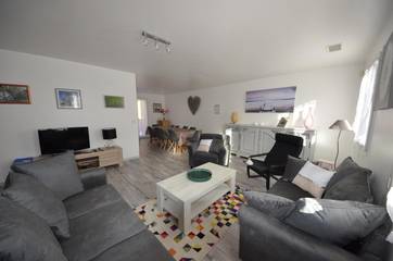 Gîte pour 9 personnes, avec terrasse à Olette