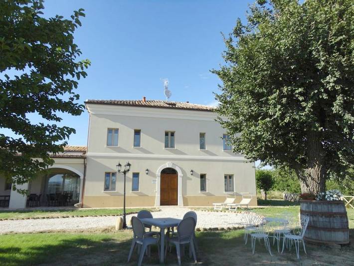 Ferienwohnung für 2 Personen, mit Terrasse und Garten sowie Kinderpool und Ausblick