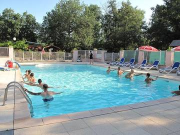 Bungalow für 2 Personen, mit Kinderpool und Sauna in den Alpen