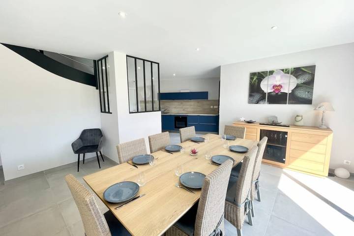 Location de vacances pour 9 personnes, avec balcon et jardin, adapté aux familles à Larmor-Baden - 4