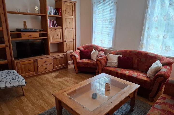 Ferienwohnung für 3 Personen, mit Garten und Balkon - 1