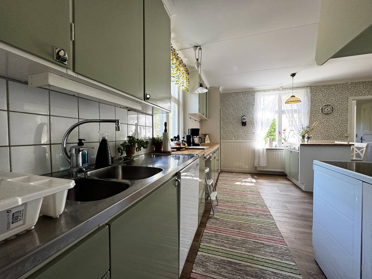 Se08085 in Lidköping, Vänern