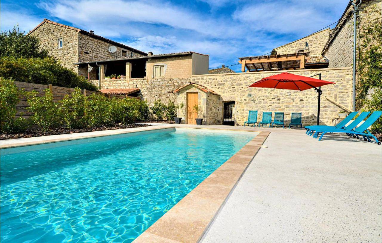 Three-Bedroom Holiday Home in Saint-Germain, Ardèche