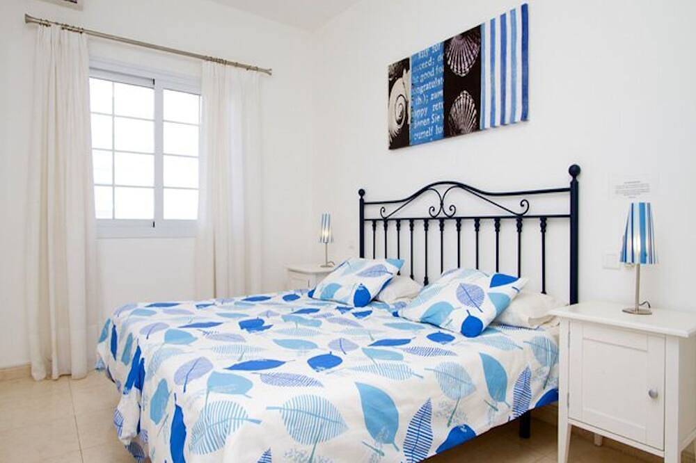 Villa Calero Acentejo | Wonderful 5 Bedroom Villa |Central in Puerto Calero, Yaiza