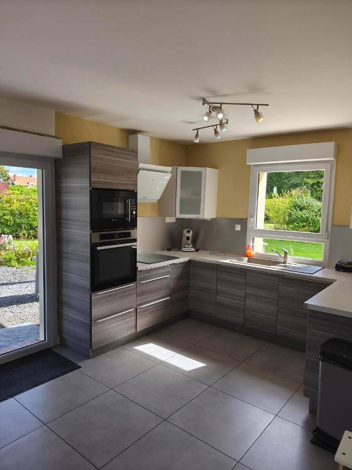 Location de vacances pour 2 personnes, avec vue ainsi que jardin et piscine à Auberville - 4