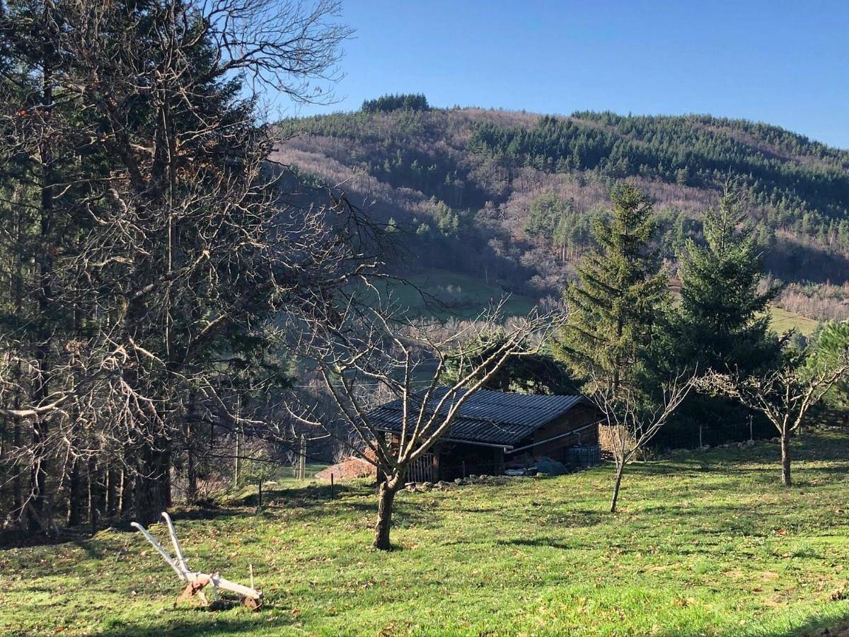 Two-Bedroom Chalet in Saint-Apollinaire-de-Rias, Parc naturel régional des Monts d'Ardèche