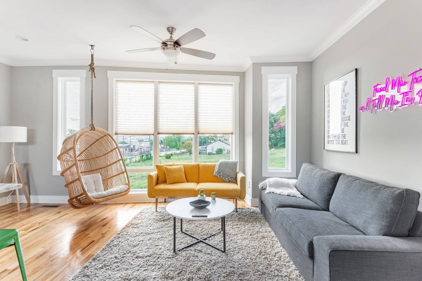 Entire apartment, ️ Modern Nashville Townhouse | Rooftop | Garage in Nashville, Tennessee