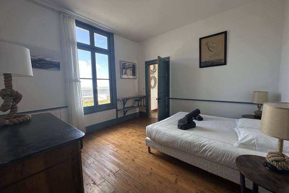 Splendid waterfront Villa with  stunning view over the ocean in Ronce-les-Bains, La Tremblade