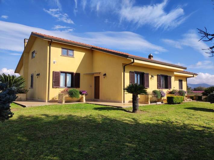 Chambre d’hôte pour 2 personnes, avec jardin et vue à Sessa Aurunca