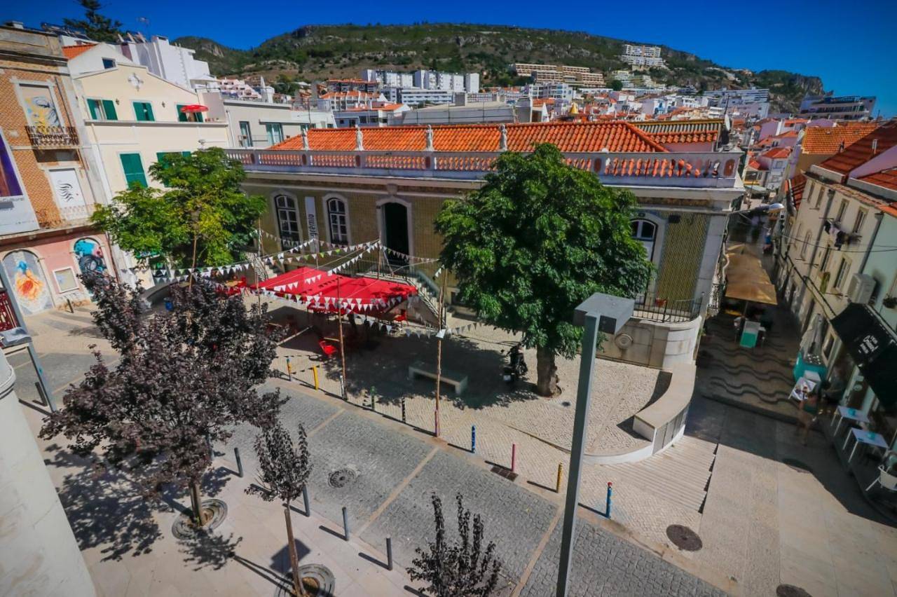 Refúgio da Fortaleza in Praia da Califórnia, Sesimbra