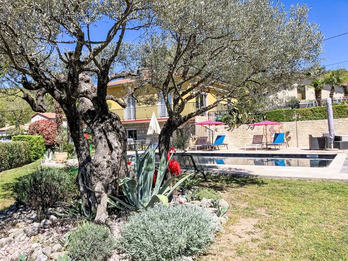 Location de vacances pour 2 personnes, avec jardin et terrasse à Vernet-les-Bains - 2