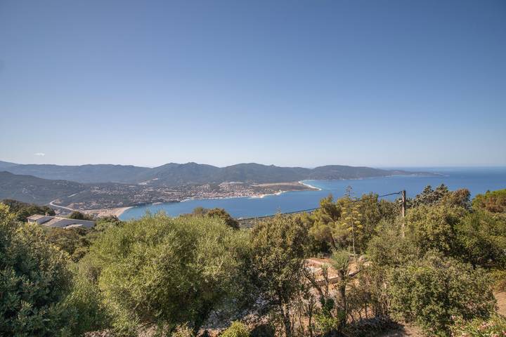 Villa pour 4 personnes, avec jardin en Corse-du-Sud - 2