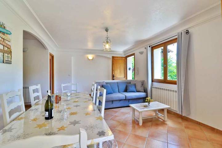 Gîte pour 4 personnes, avec jardin et terrasse à Le Bar-sur-Loup - 2