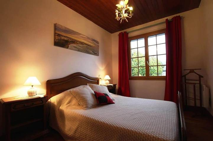 Location de vacances pour 4 personnes, avec terrasse et jardin à Saint-Étienne-de-Baïgorry - 2