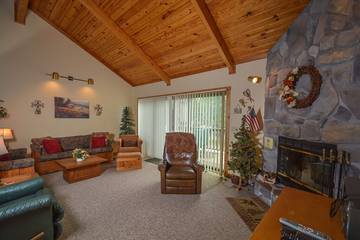 Vacation House for 6 Guests in McHenry, Deep Creek Lake, Picture 2